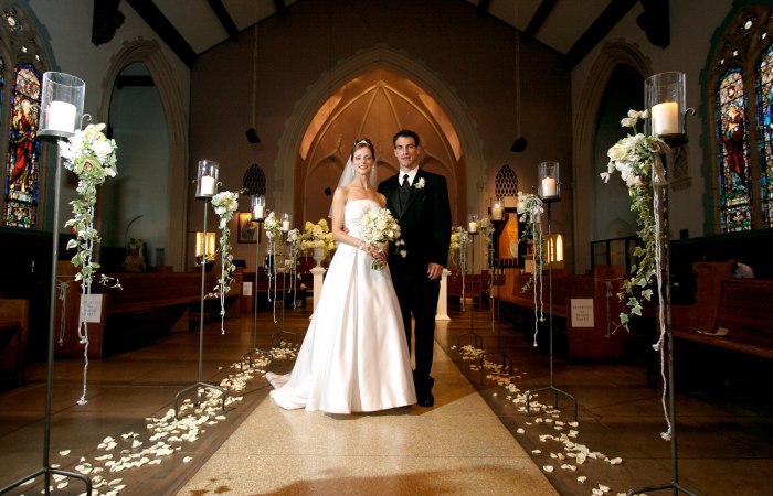 Deko kirche hochzeit schlicht